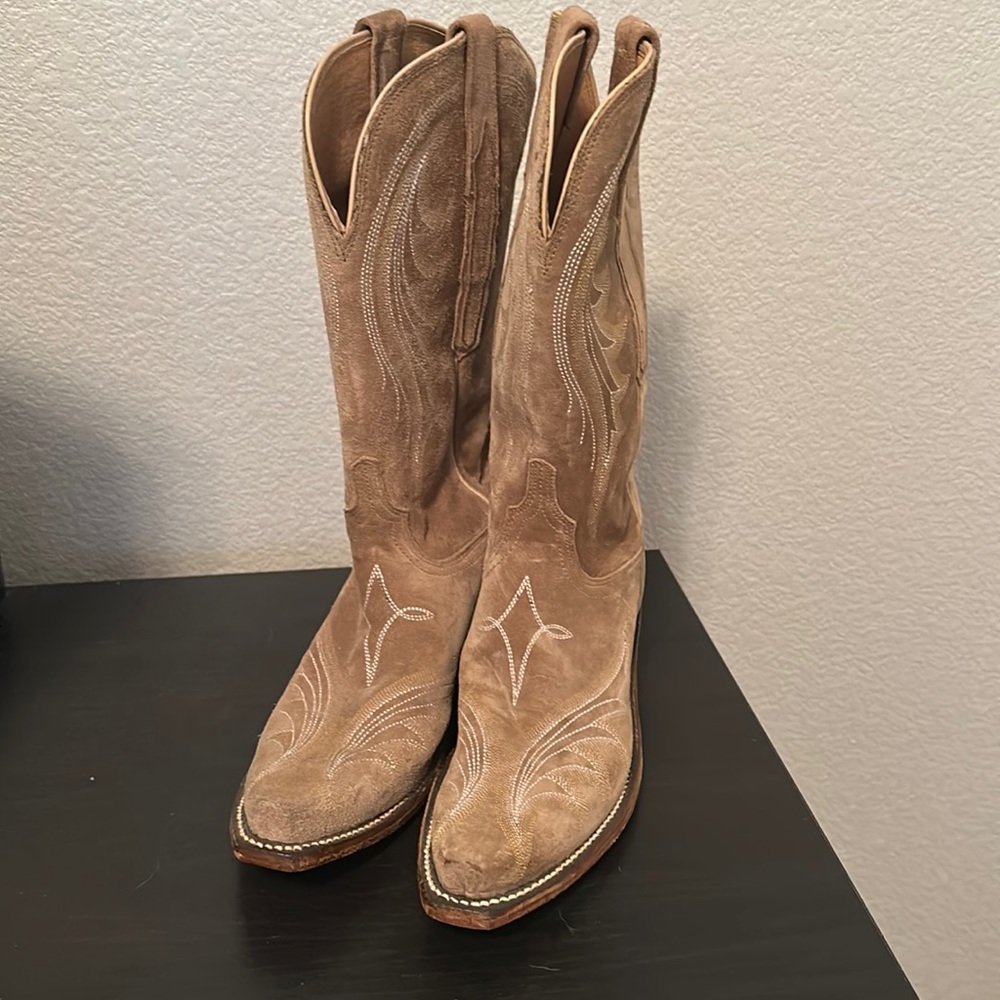 Lucchese Women’s Western Suede 7B